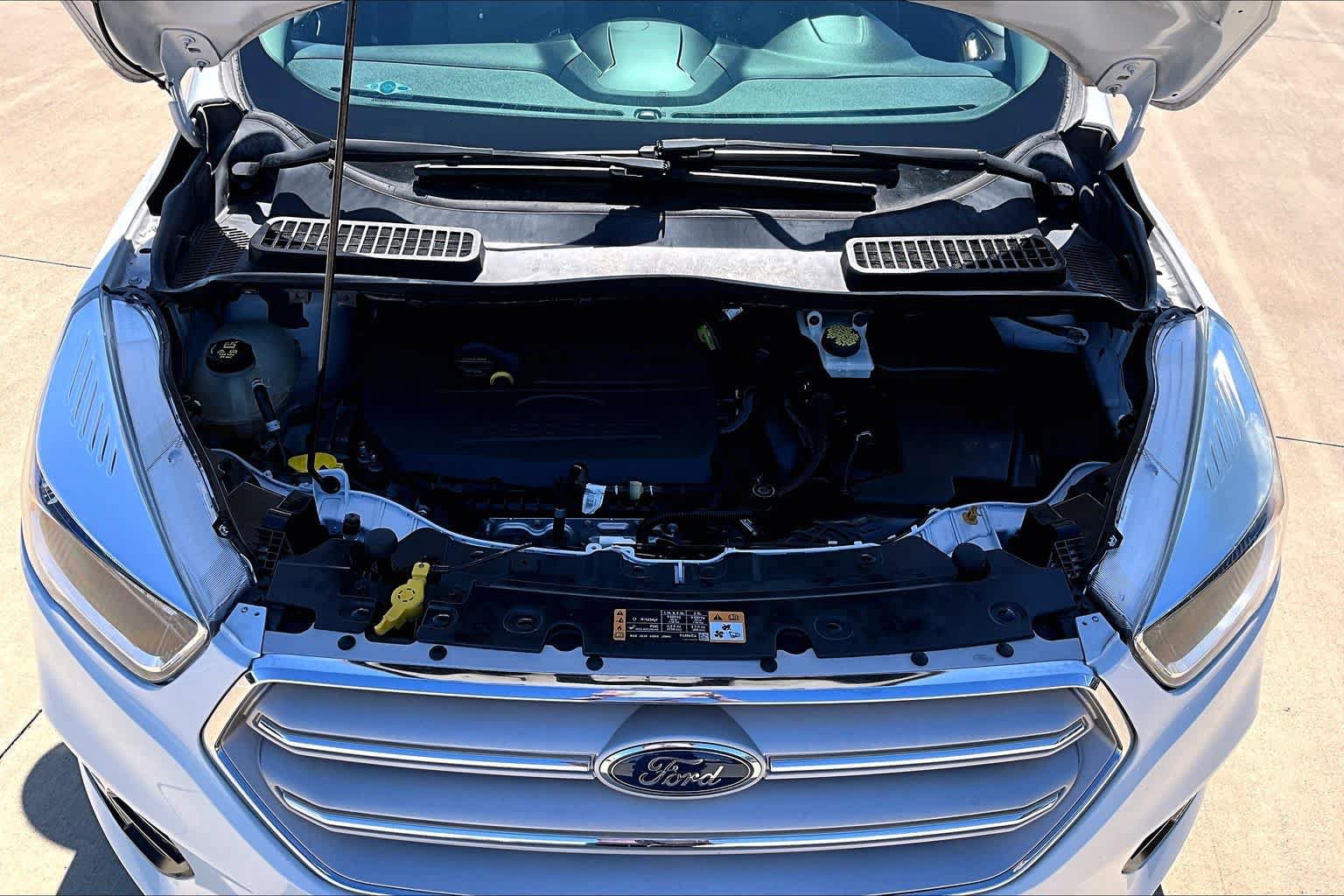 Used 2017 Ford Escape SE FWD image 32