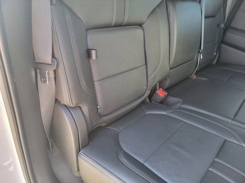 Used 2021 Chevrolet Silverado 1500 High Country w/ Technology Package RWD image 15