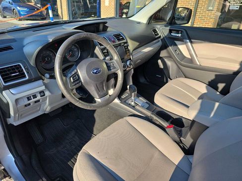 Used 2016 Subaru Forester 2.5i Limited w/ Popular Package #2 image 9