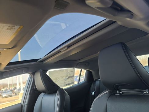 New 2026 Toyota Prius Limited image 38