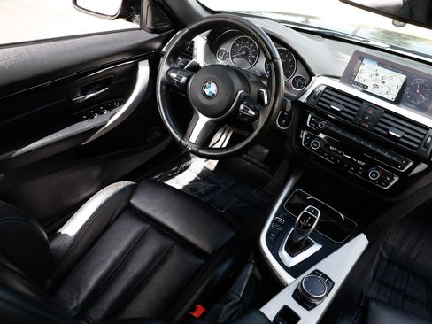 Used 2018 BMW 430i Convertible RWD image 25