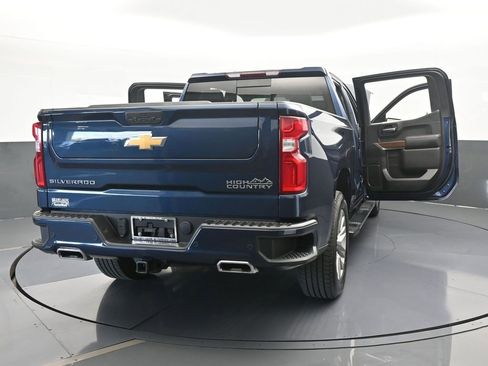 Used 2022 Chevrolet Silverado 1500 High Country image 76