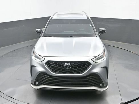 Used 2024 Toyota Highlander XSE image 14