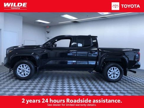 New 2026 Toyota Tacoma SR5 AWD/4WD image 3