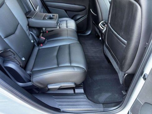 Used 2024 Cadillac XT6 Luxury w/ LPO, Floor Liner Package image 56