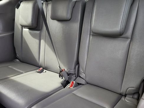 Used 2018 Toyota Highlander Limited image 18