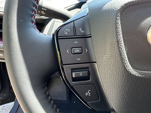 New 2026 Toyota Prius Plug-In Hybrid FWD image 29
