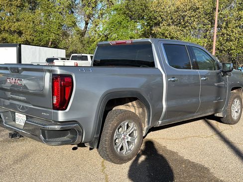 Certified 2024 GMC Sierra 1500 SLT image 5