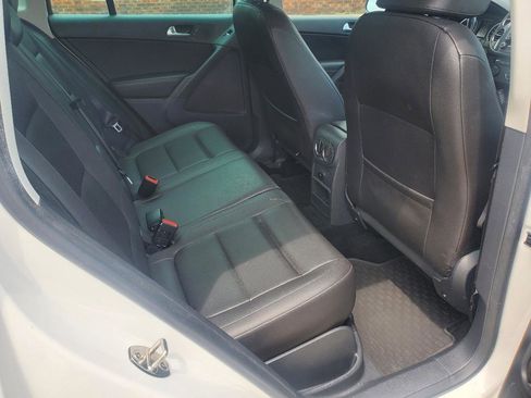 Used 2013 Volkswagen Tiguan SE AWD/4WD image 7