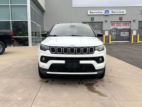 Used 2024 Jeep Compass Limited image 2