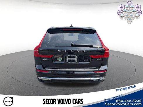 Certified 2023 Volvo XC60 B5 Plus w/ Climate Package AWD/4WD image 5