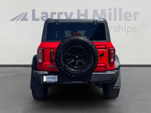 Certified 2022 Ford Bronco Wildtrak AWD/4WD image 4