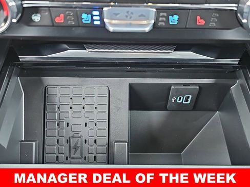 New 2026 Ford F350 Platinum w/ FX4 Off-Road Package image 25