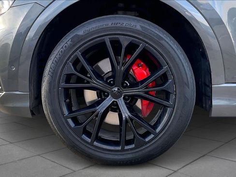 Used 2021 Audi Q8 Premium Plus image 10