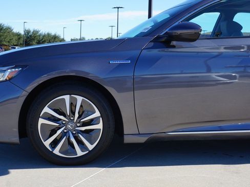 Used 2019 Honda Accord Touring image 10