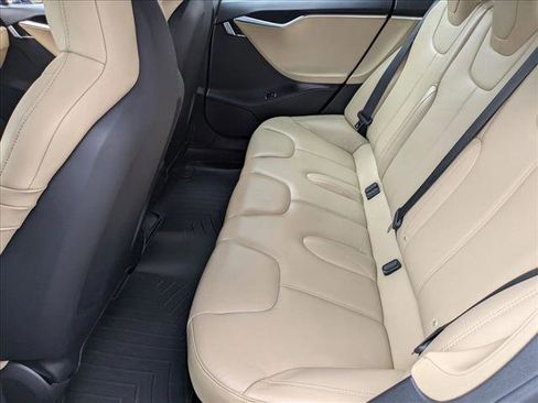 Used 2015 Tesla Model S 85D image 19