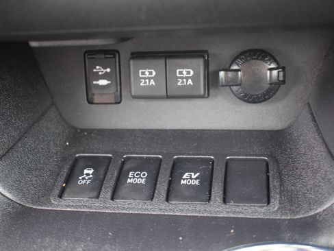 Used 2019 Toyota Highlander Limited Platinum AWD/4WD image 22