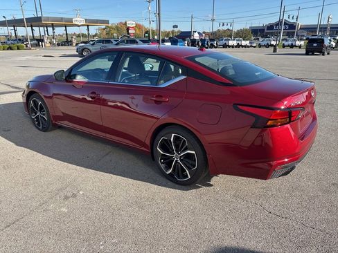 New 2025 Nissan Altima 2.5 SR FWD image 4
