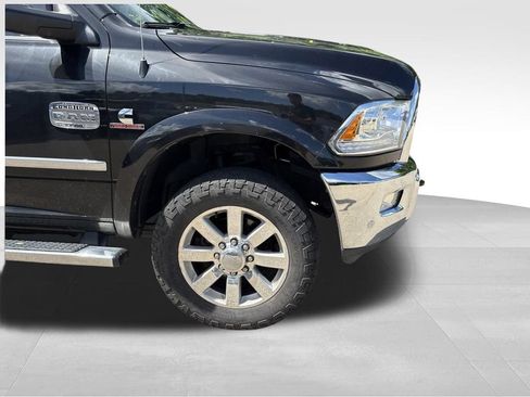 Used 2018 RAM 3500 Laramie Longhorn w/ Snow Chief Group AWD/4WD image 4