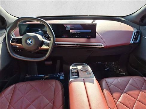 Certified 2024 BMW iX xDrive50 w/ Premium Package AWD/4WD image 19