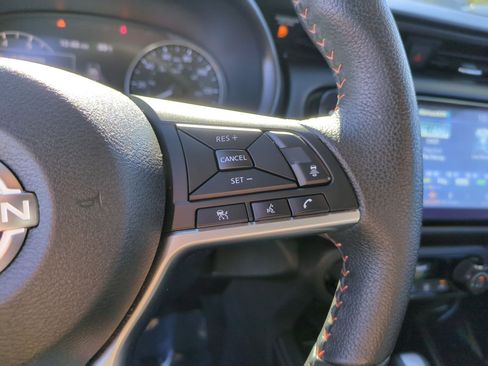 Used 2024 Nissan Kicks SR w/ Interior Electronics Package image 18