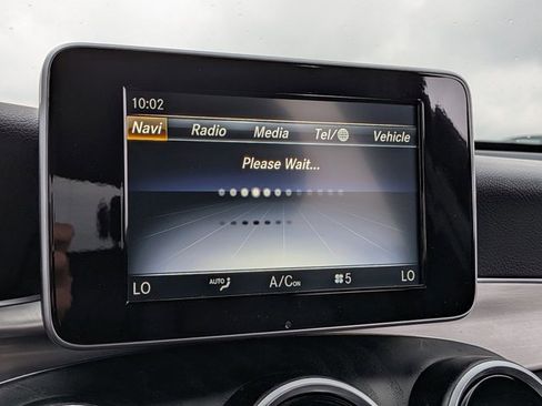 Used 2019 Mercedes-Benz GLC 300 image 18