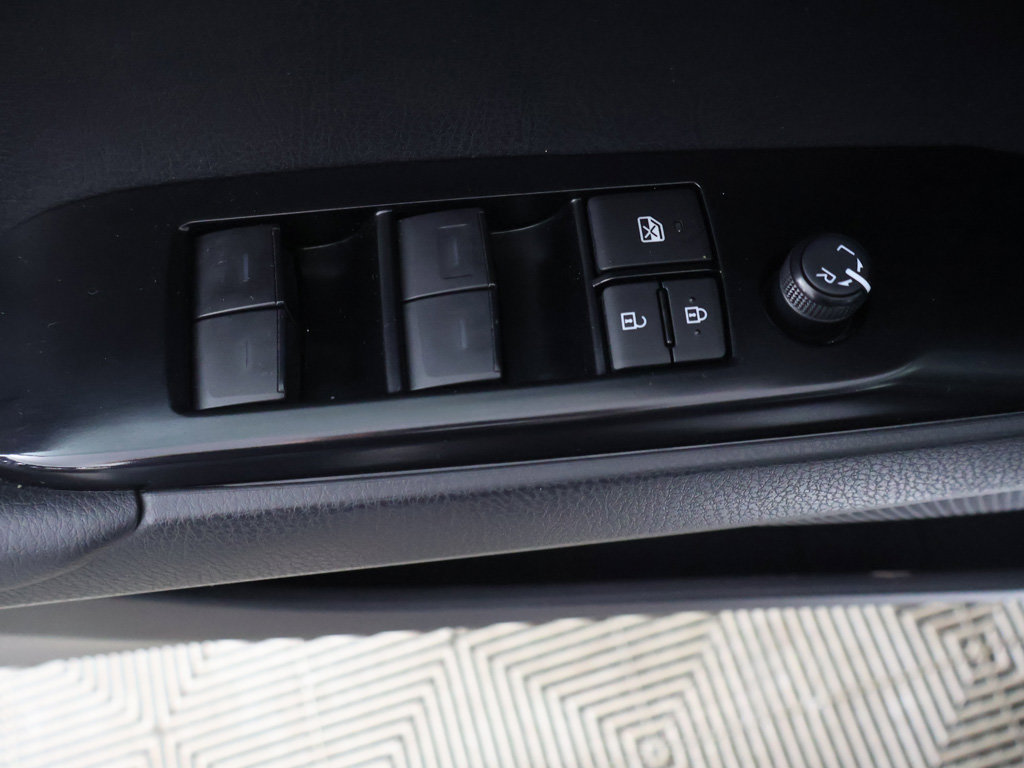 Used 2025 Toyota Camry LE FWD image 32