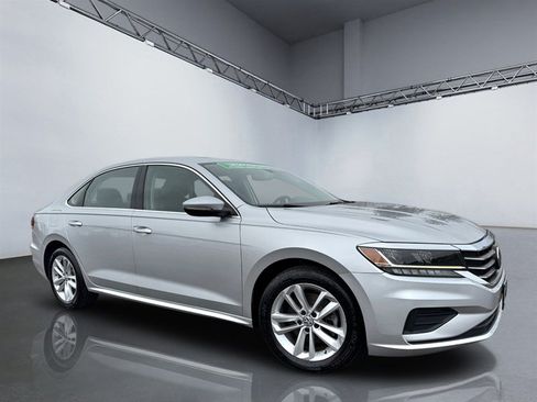 Used 2020 Volkswagen Passat 2.0T SE FWD image 26