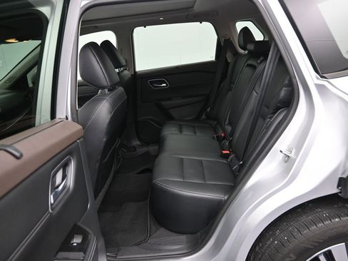 Used 2021 Nissan Rogue SL w/ Premium Package image 24