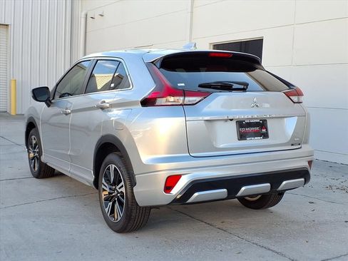 Used 2026 Mitsubishi Eclipse Cross SEL AWD/4WD image 3