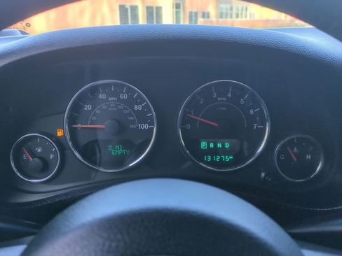 Used 2015 Jeep Wrangler Unlimited Rubicon w/ Dual Top Group image 32