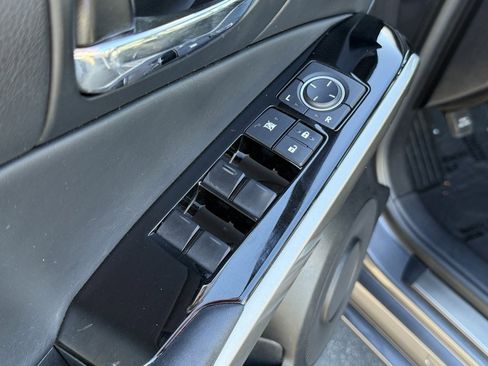 Used 2016 Lexus IS 200t image 16