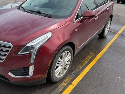 Used 2018 Cadillac XT5 Premium Luxury image 1