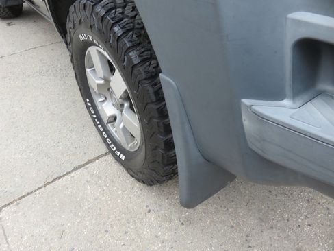 Used 2012 Nissan Xterra PRO-4X w/ Pro-4x Leather Pkg image 32