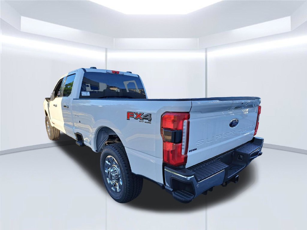 New 2026 Ford F350 Lariat w/ Chrome Package AWD/4WD image 4