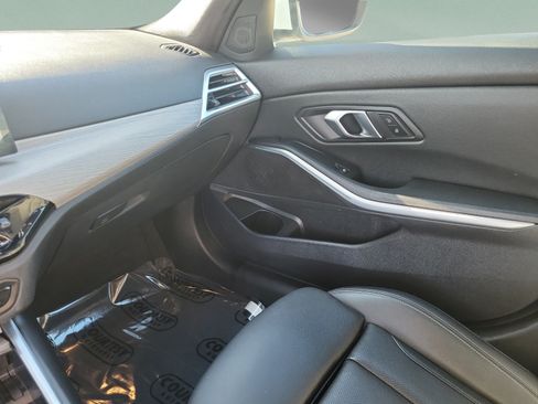 Used 2025 BMW 330i Sedan RWD image 22