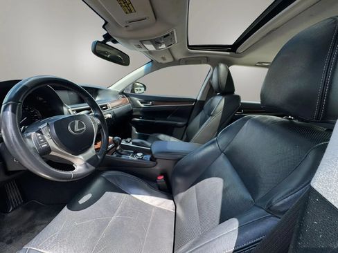 Used 2015 Lexus GS 350 w/ Premium Package RWD image 11