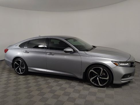 Used 2020 Honda Accord Sport image 11