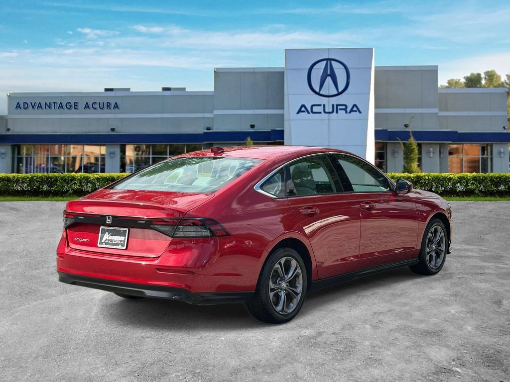 Used 2023 Honda Accord EX image 5