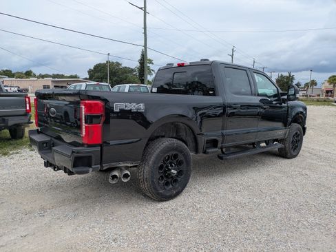 New 2026 Ford F250 Lariat w/ Black Appearance Package AWD/4WD image 4