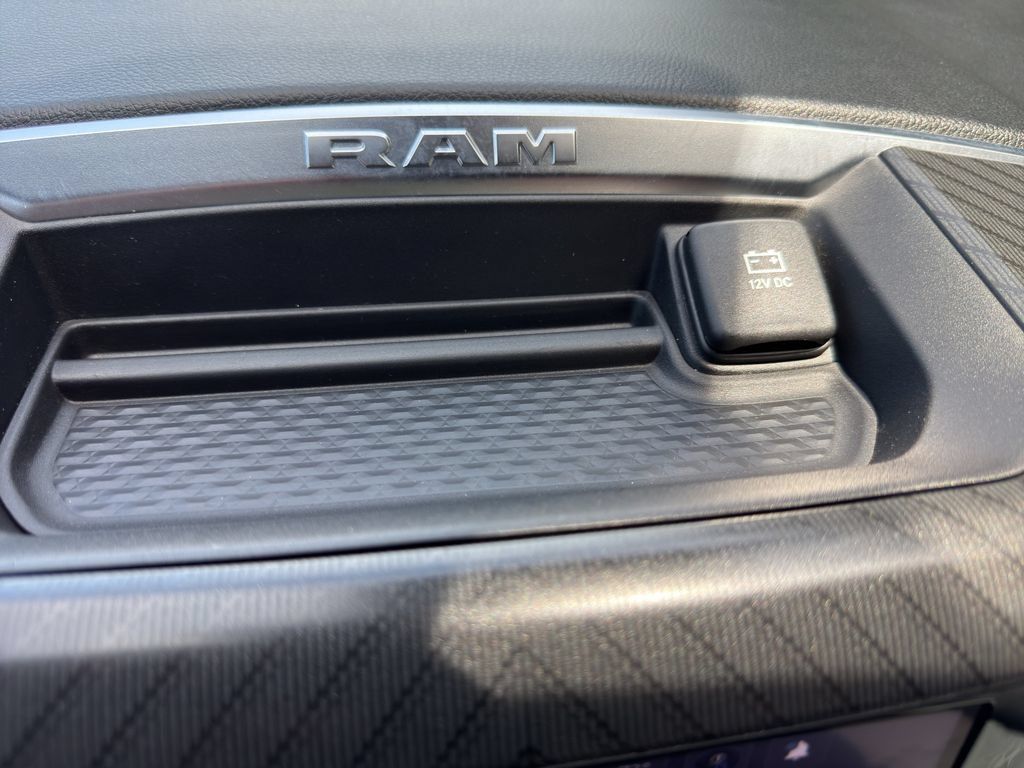 Used 2025 RAM 1500 Big Horn RWD image 36