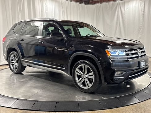 Used 2019 Volkswagen Atlas SEL R-Line AWD/4WD image 7