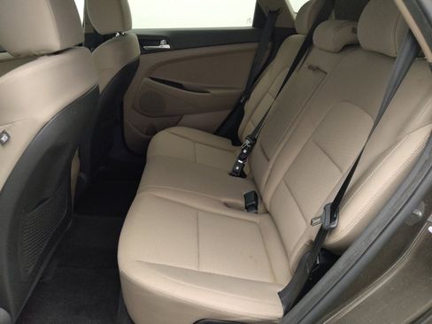 Used 2019 Hyundai Tucson SE w/ Cargo Package FWD image 18