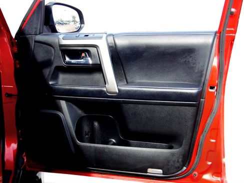 Used 2021 Toyota 4Runner SR5 image 23