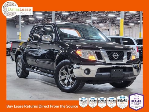 Used 2017 Nissan Frontier SL image 1