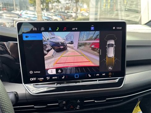 New 2025 Volkswagen GTI SE image 27