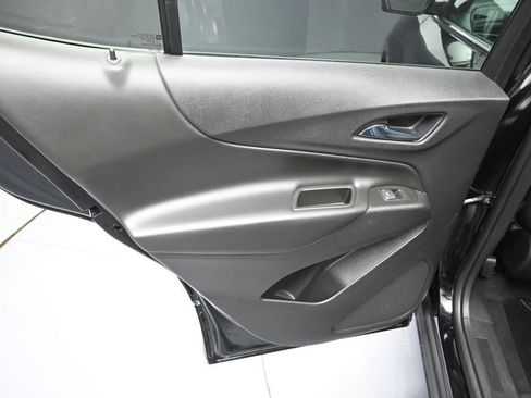 Used 2020 Chevrolet Equinox LT AWD/4WD image 25
