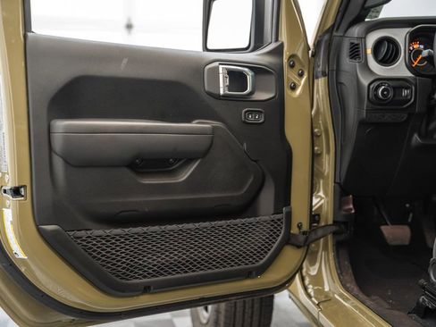 Used 2026 Jeep Wrangler Sport AWD/4WD image 37