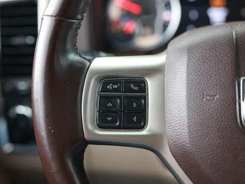 Used 2018 RAM 1500 Laramie AWD/4WD image 30