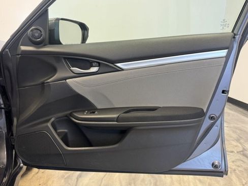 Used 2018 Honda Civic EX image 27